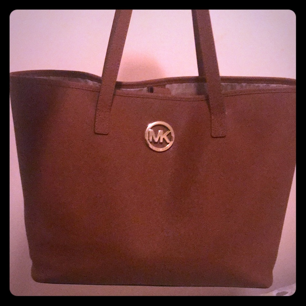 Michael Kors hand bag